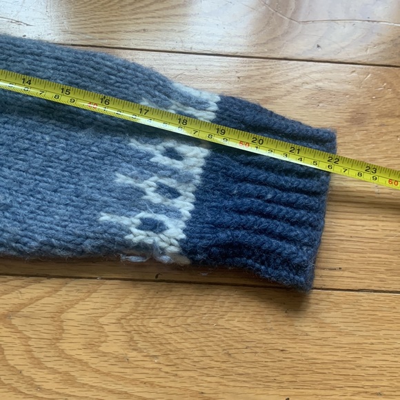 Vintage handmade wool sweater - Picture 4 of 8